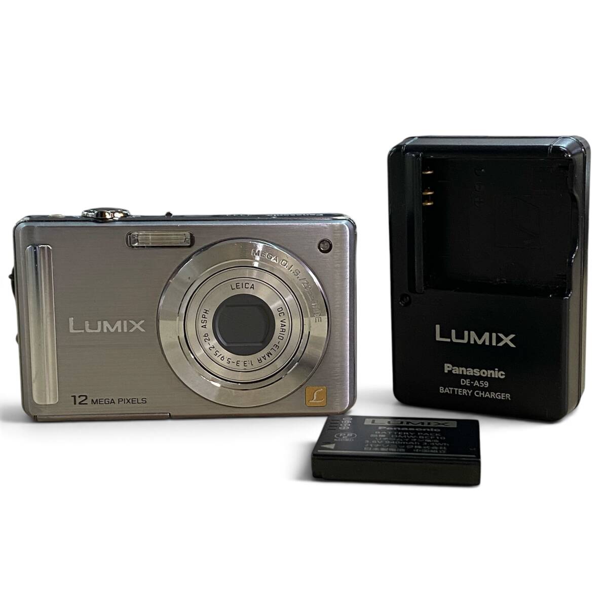 [60/B8-98/260723/13142/786/NT300] Panasonic LUMIX DMC-FS25 シルバー パナソニック デジカメ コンパクトカメラ 動作未確認 現状品