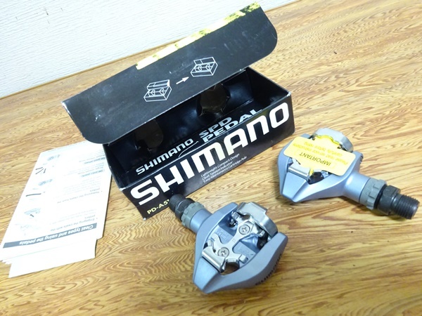 ▲新品　シマノ　ペダルセット　年式古い▲980　　