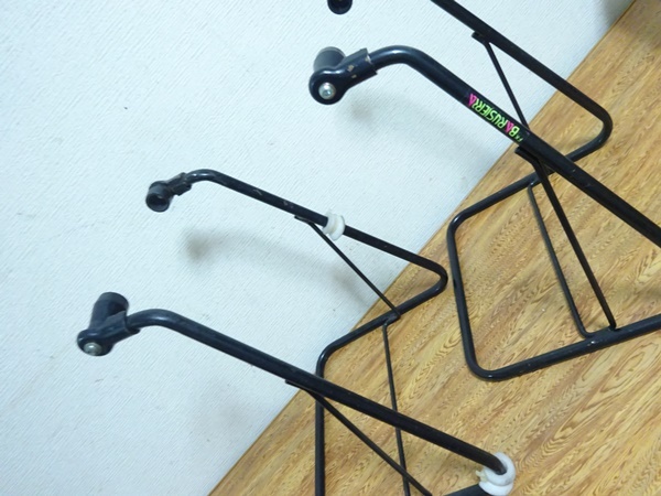 ▲スタンド２個　左右とも切り欠きなし　ビンテージ▲980　　　