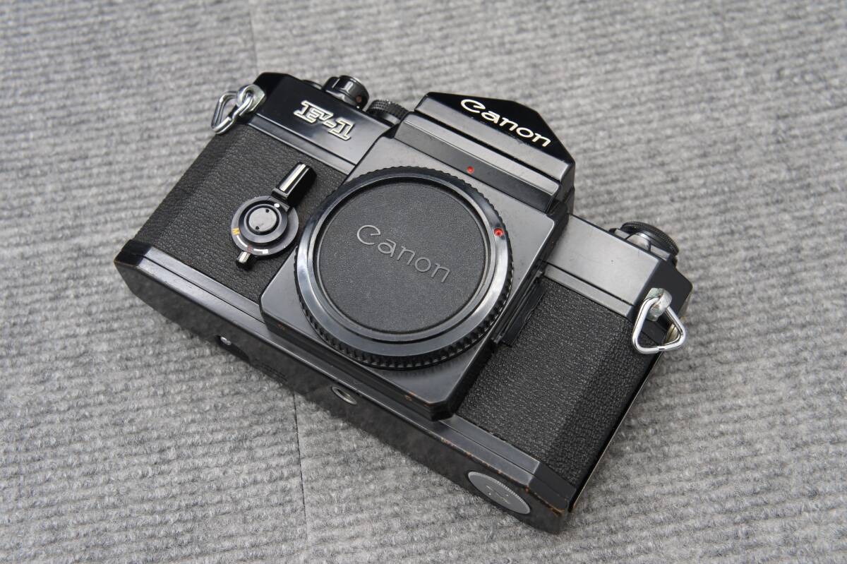 Canon F-1
