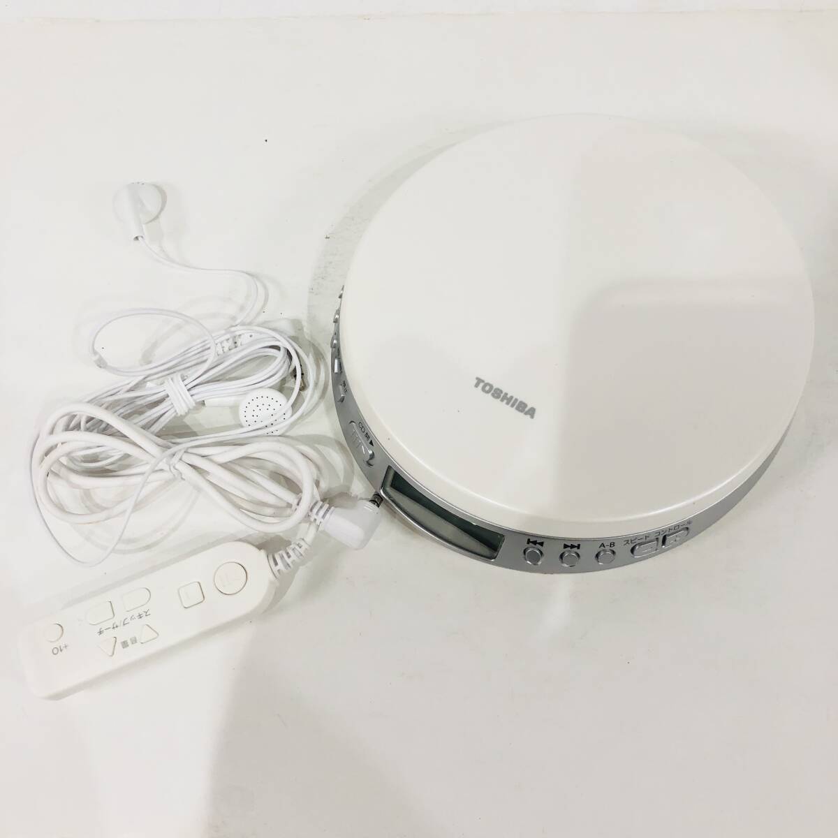 動作品 TOSHIBA 東芝 タブルCDプレーヤー TY-P1 ホワイト イヤホン CDウォークマン NC4414M