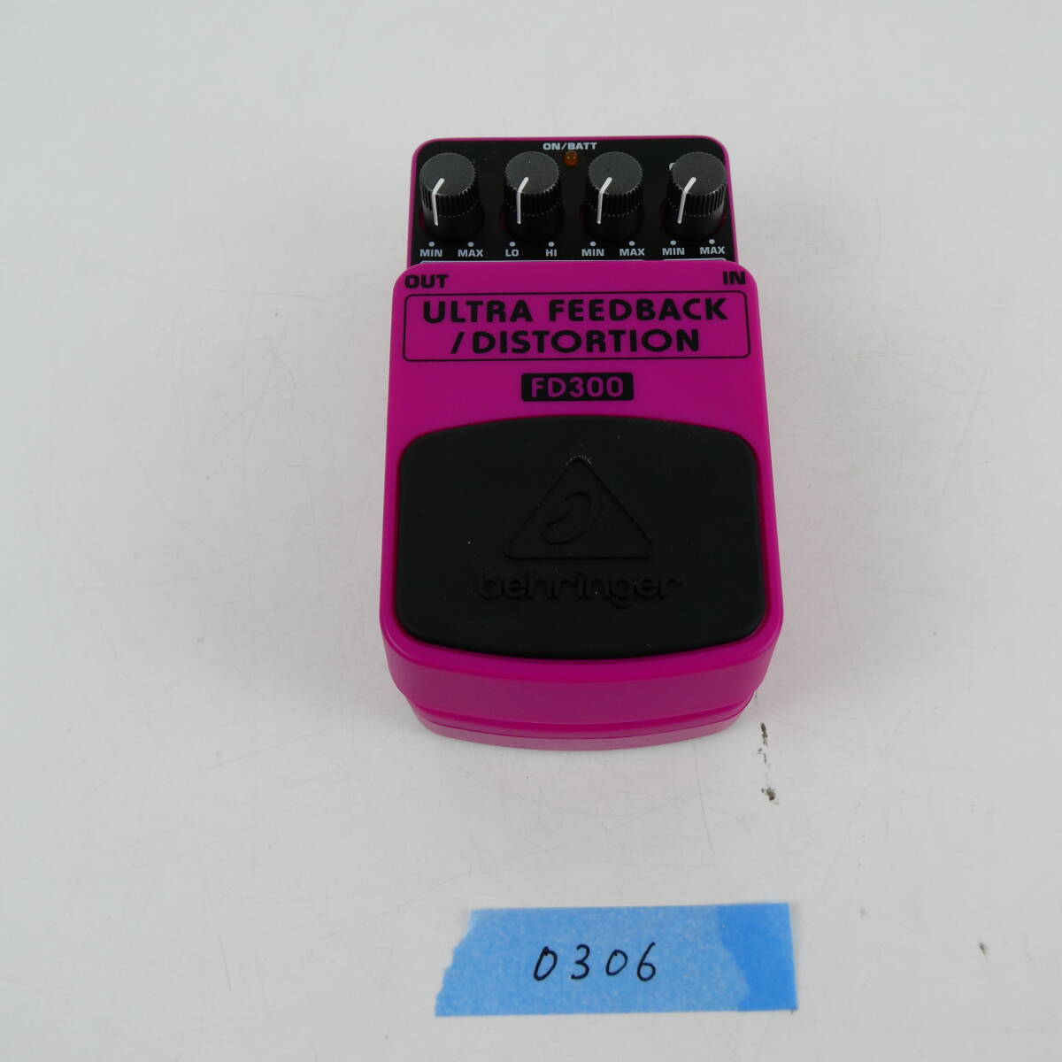 【１円スタート】Behringer FD300 Ultra Feedback/Distortion 通電確認済み