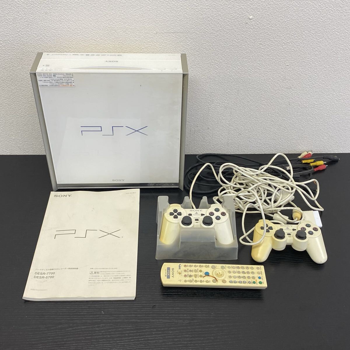 【7A87】1円スタート SONY PSX DESR-7700 本体 リモコン コントローラー 説明書付き ゲーム機 DVDプレイヤー 通電確認済み ホワイト