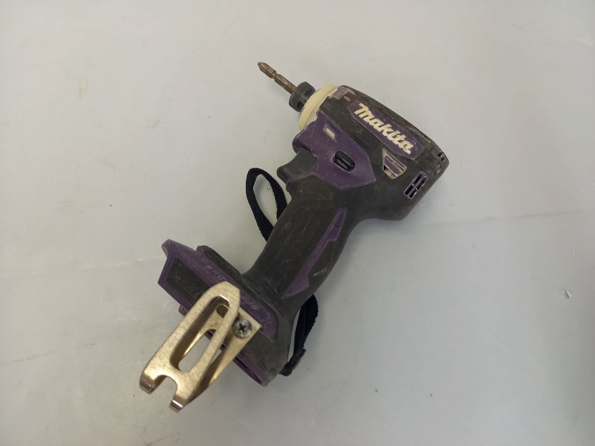 J016-Y43-221 MAKITA マキタ TD172D 充電式インパクトドライバ 通電動作未確認 現状品④