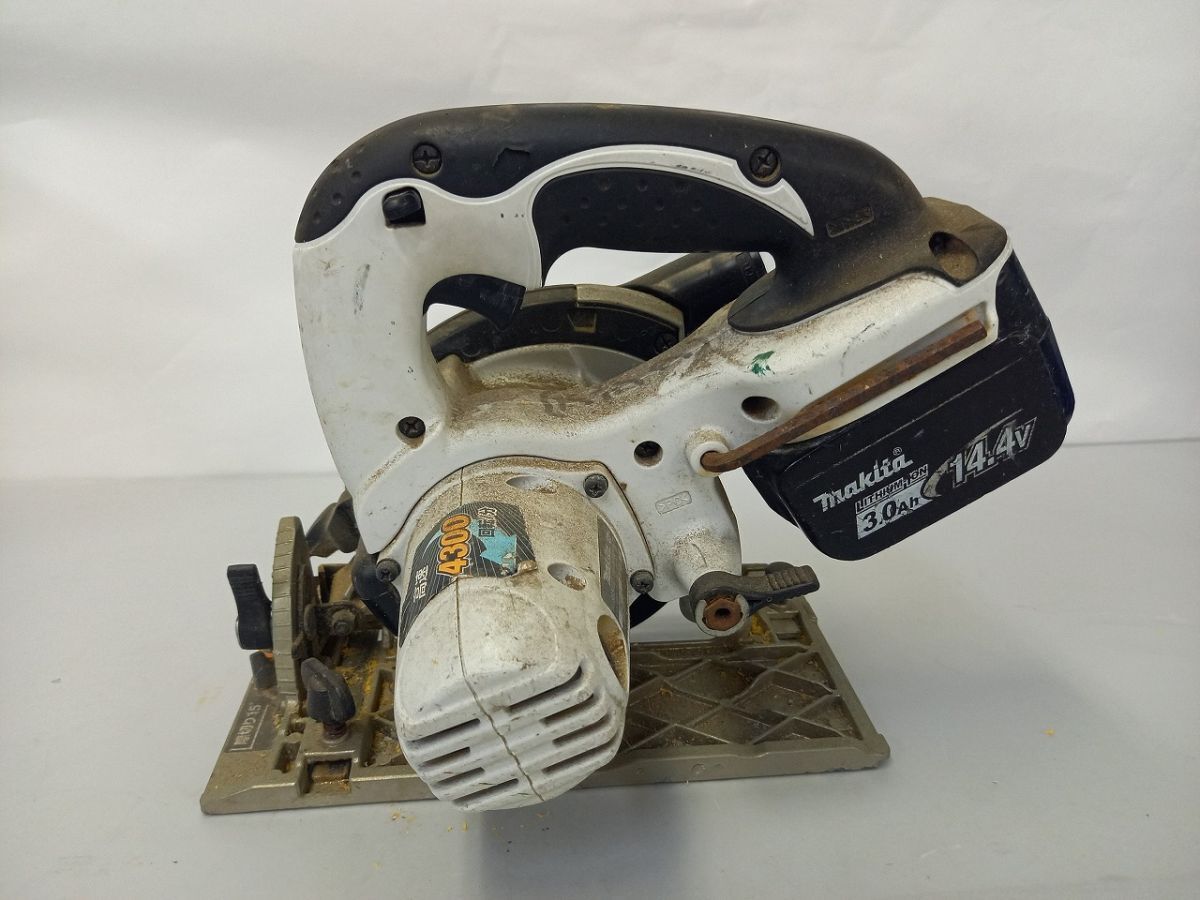 J015-Y43-222 MAKITA マキタ SS540D 充電式丸ノコ 通電確認済み 現状品④