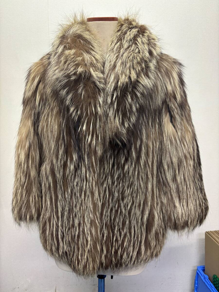 刺しゅうによる記名あり SAGA FOX■サガフォックス ミドル丈 コート 着丈62㎝■中古品
