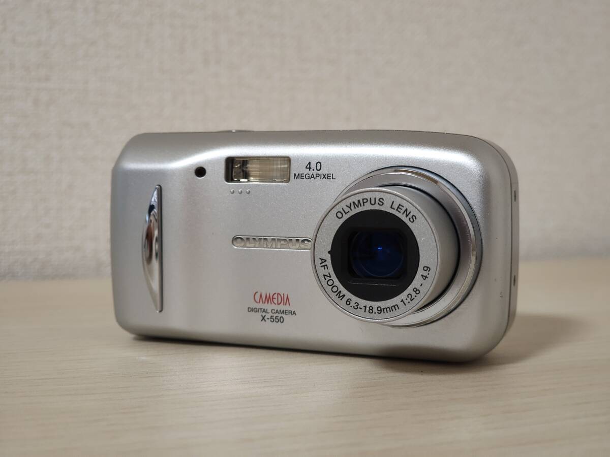 OLYMPUS CAMEDIA X-550 単三電池デジタルカメラ 動作品