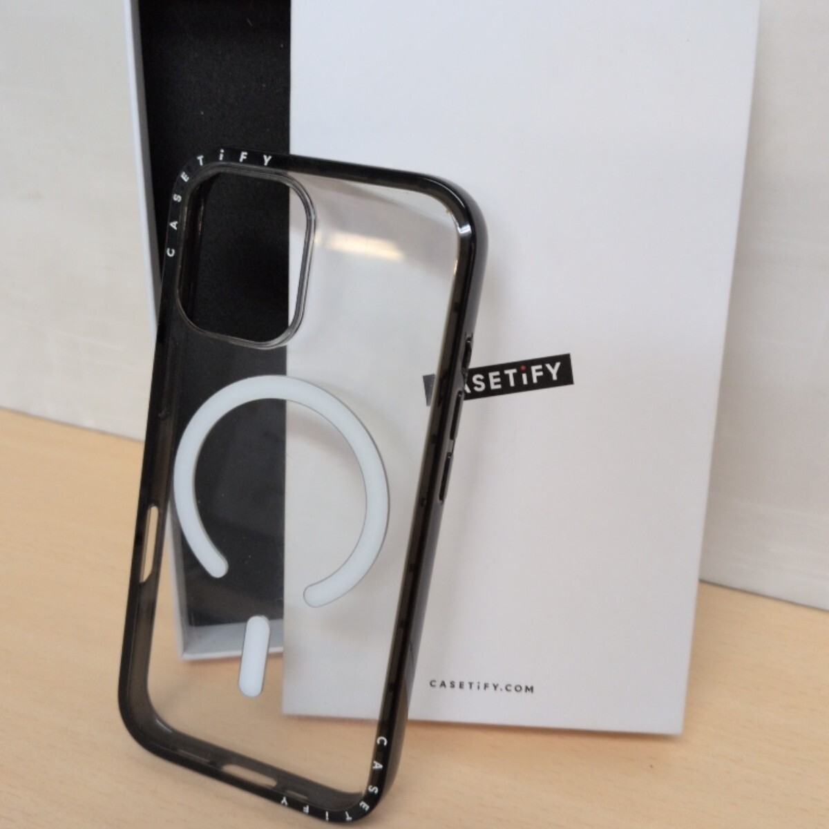 y080109 CASETiFY コンパクト iPhone 17 ケース MagSafe対応 薄型 軽量 耐衝撃 クリア ブラック