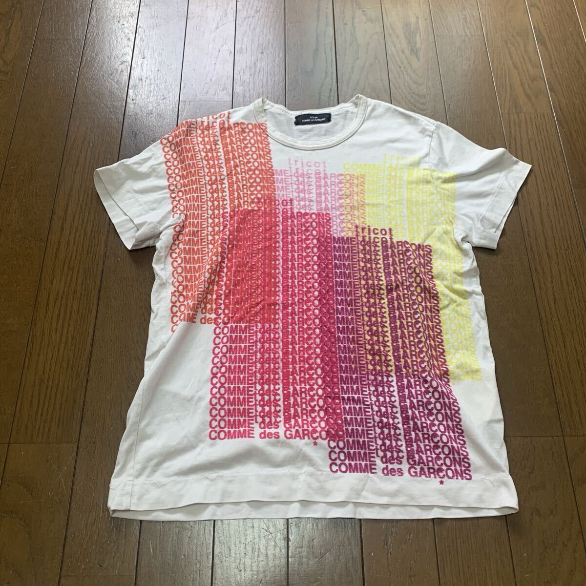 tricot COMME des GARCONS グラデーションロゴプリント Tシャツ コムデギャルソン トリコ AD2001 ヴィンテージ ホワイト 半袖 カットソー