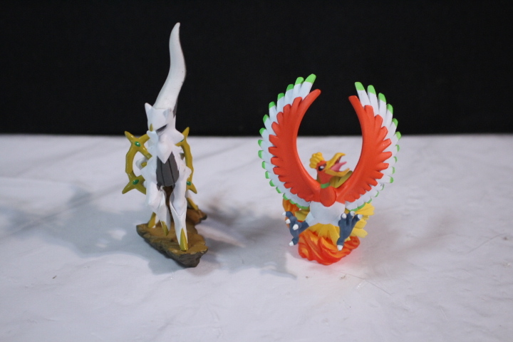 【ポケットモンスター】フィギュア アルセウス　ホウオウ 