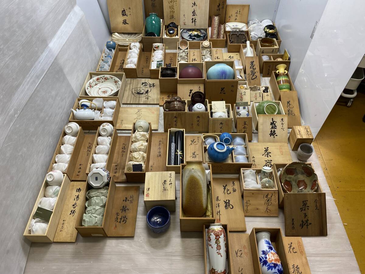 8/11★木箱 共箱 まとめ売り 花瓶/茶器/食器 など 【中古/現状品/長期保管品】