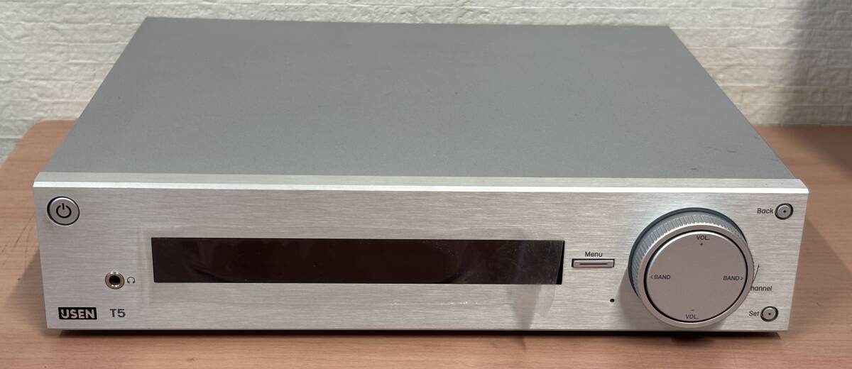 21705 USEN 音楽放送用受信チューナー 有線 CS-T5 動作品 現状品 自宅保管品 傷汚れ有 包装無しでそのまま発送