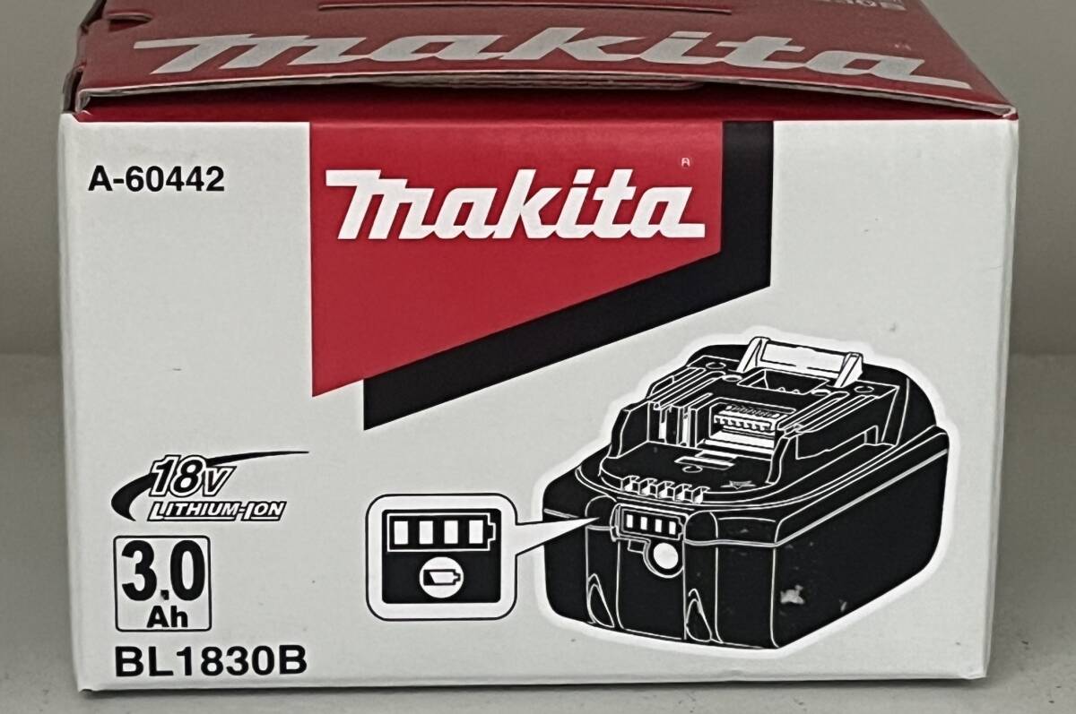 21719【未使用・未開封】★1円スタート★　マキタ　純正　バッテリー　BL1830B　外箱傷汚れ有　包装無しでそのまま発送