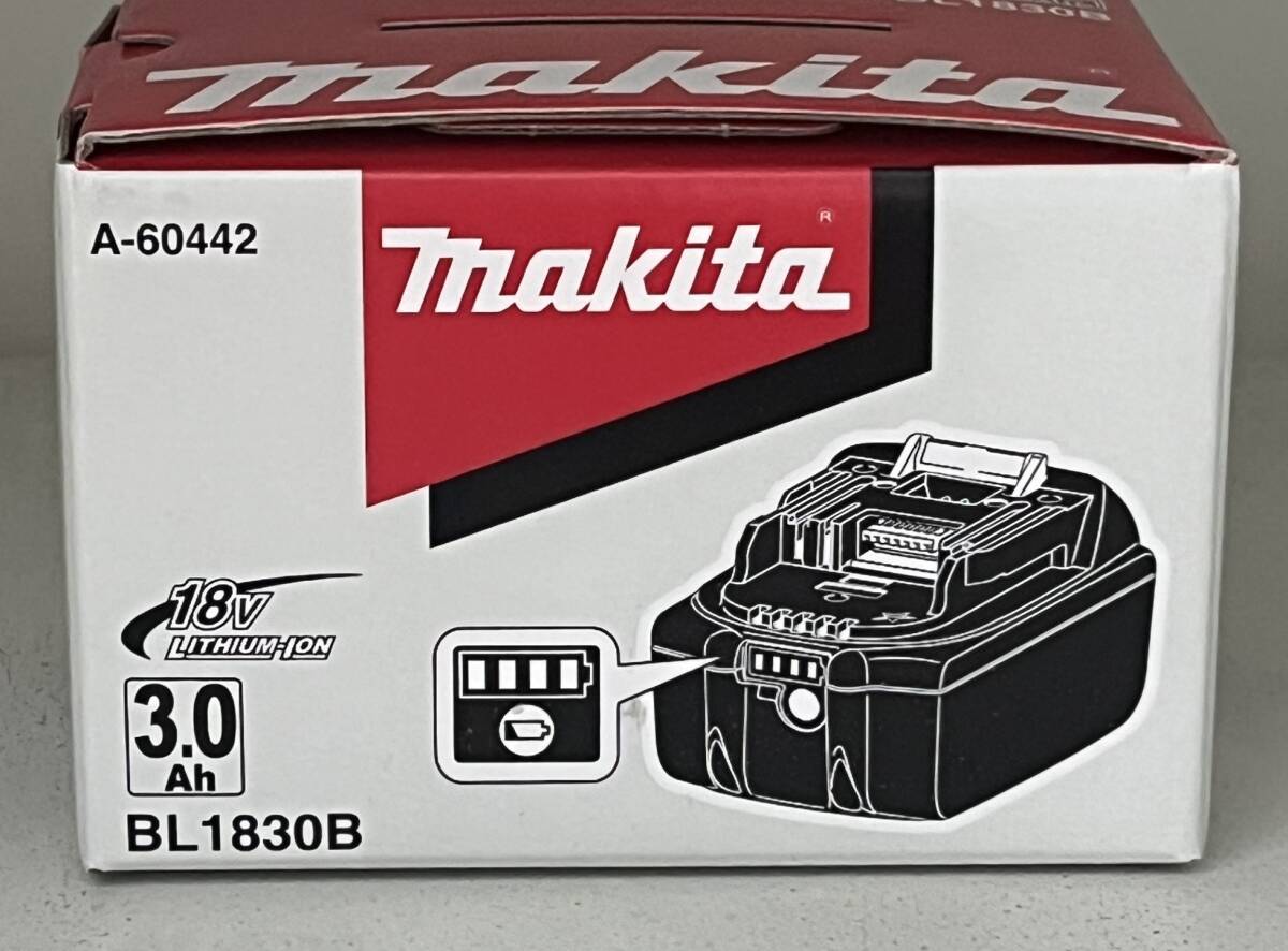 21720【未使用・未開封】★1円スタート★　マキタ　純正　バッテリー　BL1830B　外箱傷汚れ有　包装無しでそのまま発送