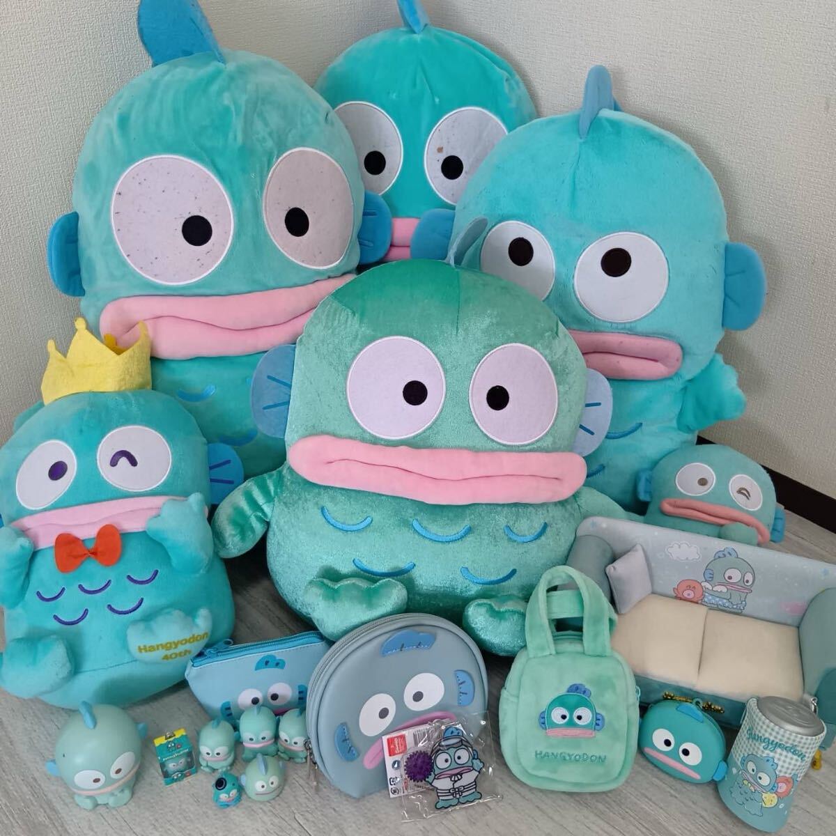 サンリオ Sanrio ハンギョドン ぬいぐるみ 大量おまとめセット キャラ分け マスコット ミニフィギュア ポーチ キーホルダー 