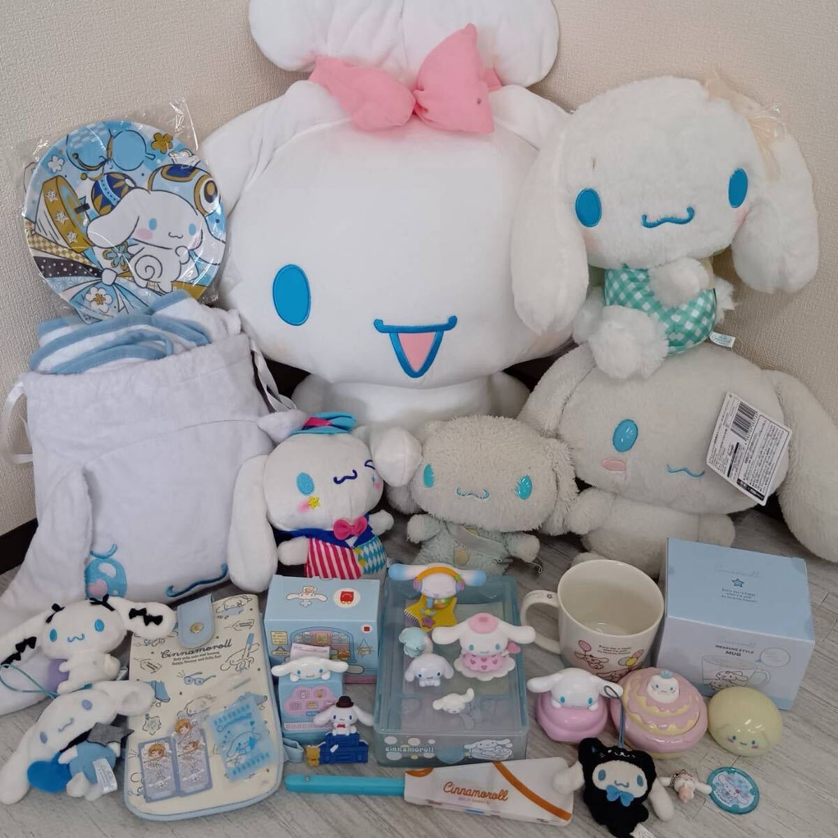 Sanrio サンリオ ぬいぐるみ シナモロール グッズ 大量おまとめセット シナモン マスコット ミニフィギュア マグカップ ショルダーバッグ
