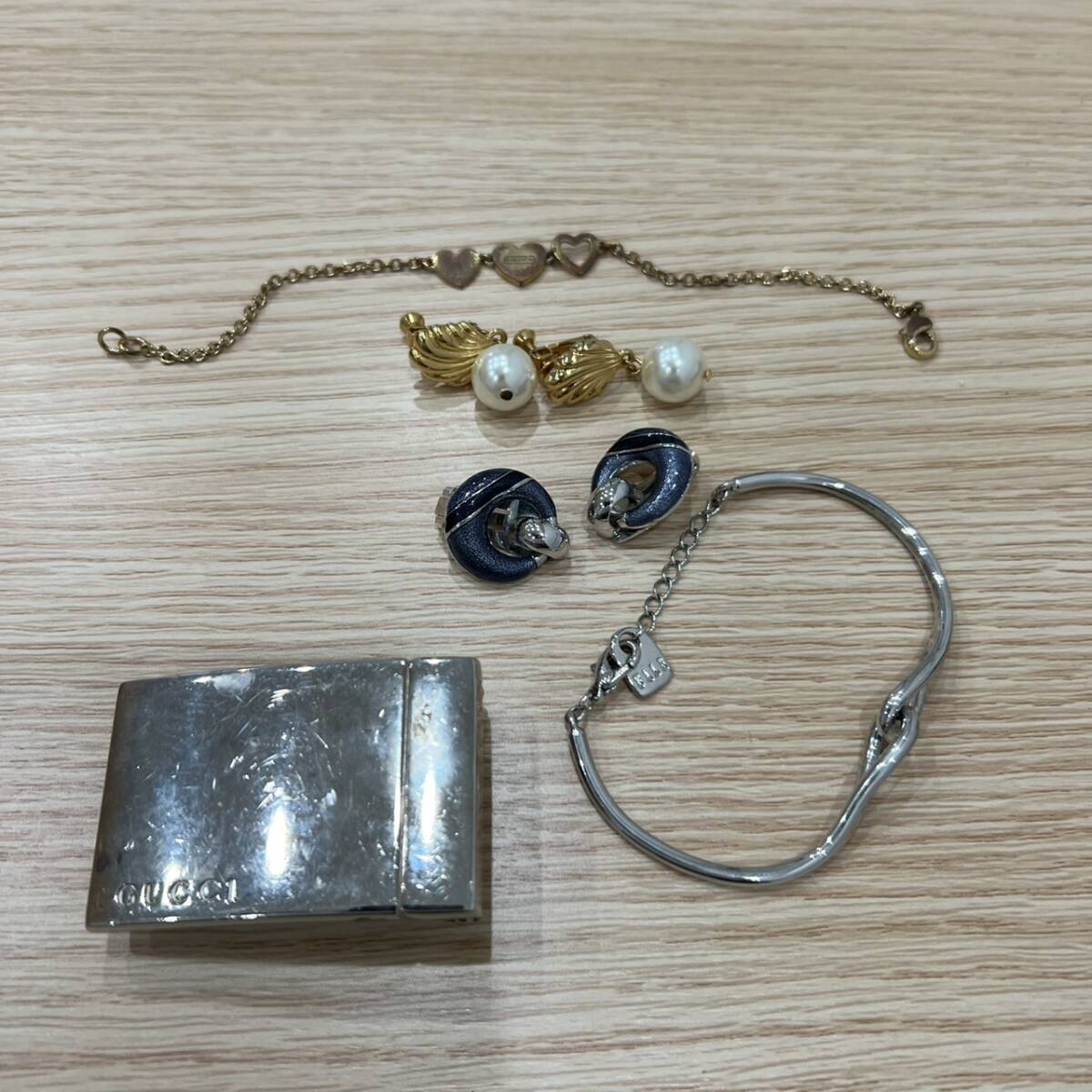 【TG-523a】ブランドアクセサリーおまとめ 5点 GUCCI ベルト バングル/COACH ブレスレット/ELLE ブレスレット/BIJOUX イヤリング/NAPIER
