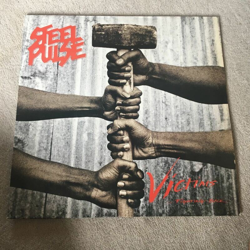 LP STEEL PULSE/Victims …FIGHTING BACK レコード