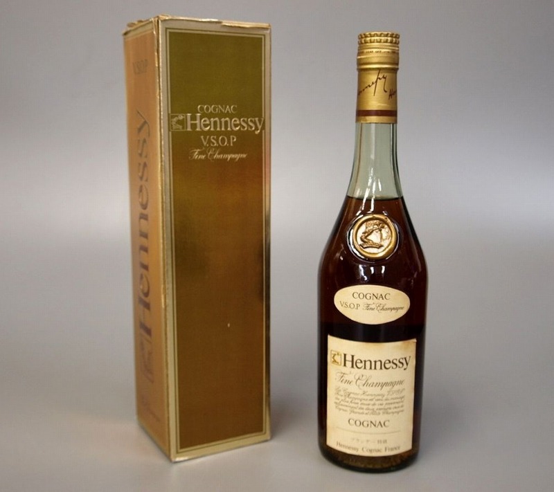Hennessy ヘネシー コニャック VSOP ブランデー特級　アルコール度数：40度　内容量:700ml★X99-74