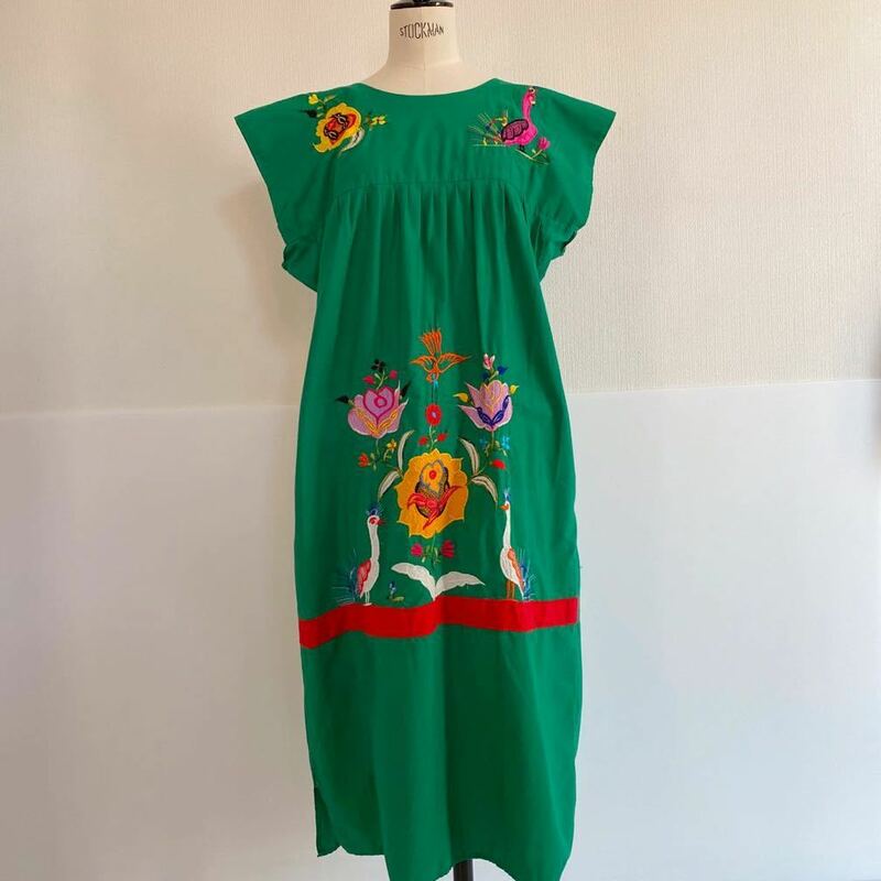 メキシコ 民族 ワンピース 刺繍 ロング 緑 ビンテージ vintage 古着 孔雀 花柄 M～L Mexican embroidery dress ロスアンジェルス$280購入