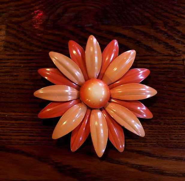 USAビンテージ フラワーブローチ オレンジの花 ビンテージアクセサリー