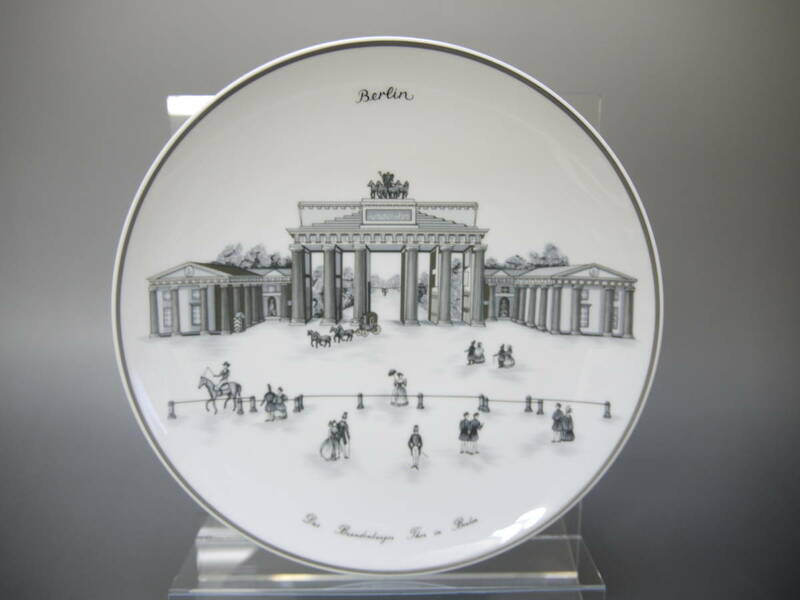 71 ベルリン王立磁器製陶所KPM　 Das Brandenburget That In Berlin プレート 直径約19.5ｃｍ 飾り皿 記念