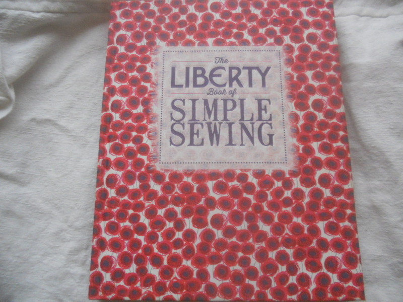 TheLIBERTYBookofSIMPLE SEWING*リバティシンプルソーイング*英語洋書*送料無料
