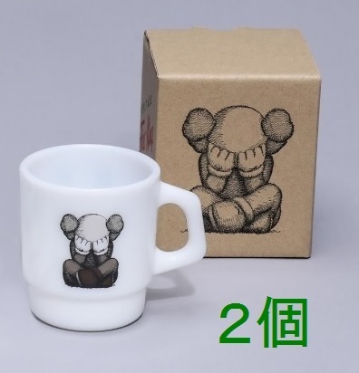 KAWS TOKYO FIRST Fire King stacking mug スタッキング マグ ２個セット COMPANION RESTING PLACE GONE SPACE SEPARATED コップ