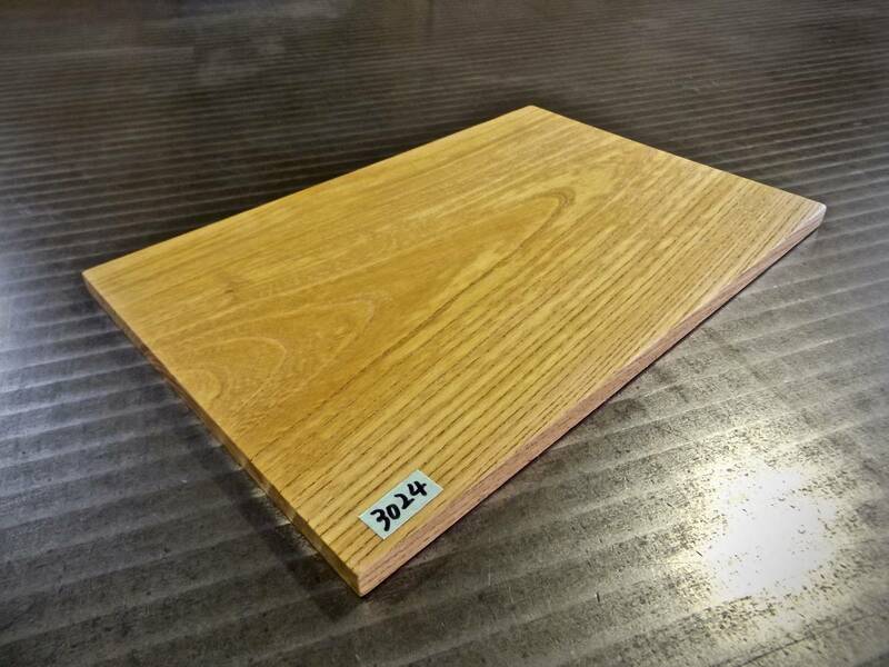 欅 （300×200×11）mm 1枚　乾燥済み 無垢一枚板 送料無料 [3024] ケヤキ けやき 木材 花台 ササ杢 キヤンプ 道具 まな板 
