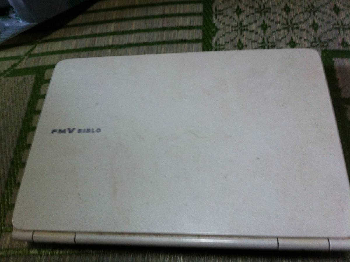 富士通 FMV-BIBLO NF/E40 FMVNFE40 Win7 ジャンク品