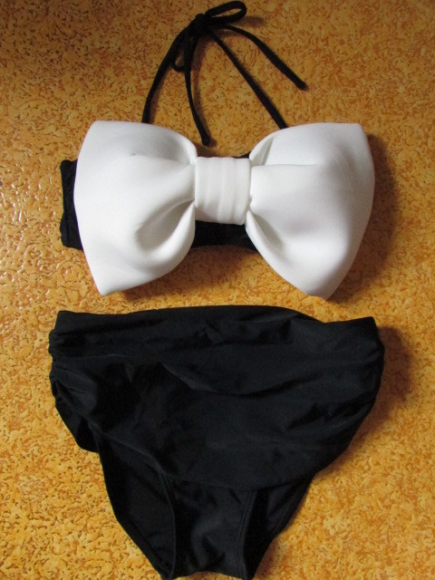新品 69 ビキニ 水着 リボン 白 黒 セットアップ セクシー グラビア 撮影 コスプレ セパレート サイズL 送料無料 キャンペーン中