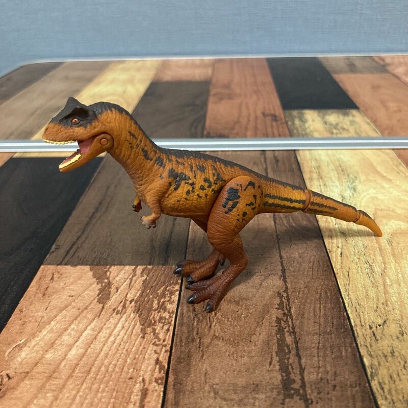 廃盤　希少品　激レア　アニア　恐竜フィギュア　カルノタウルス