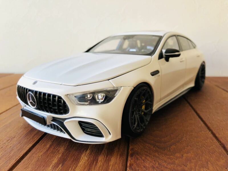 1/18 NOREV MERCEDES BENZ AMG GT 63 S カスタム