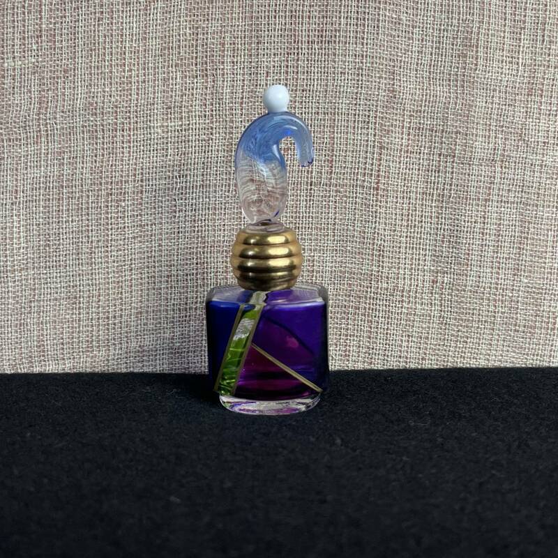 murano ムラーノ　ベネチアンガラス　香水瓶　小瓶　パフュームボトル　金彩（管理ID：3696）