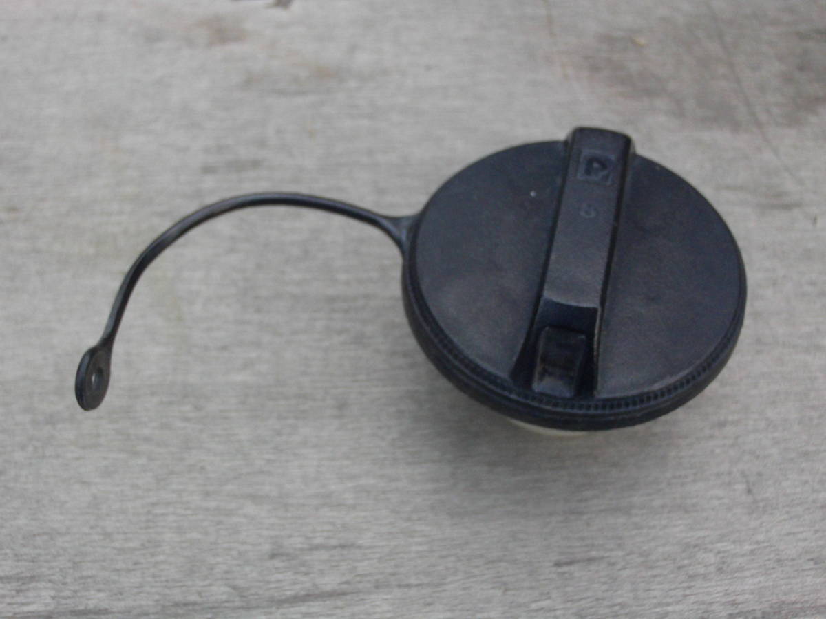 E11 ノート ライダー 後期 フューエル キャップ タンク フタ 