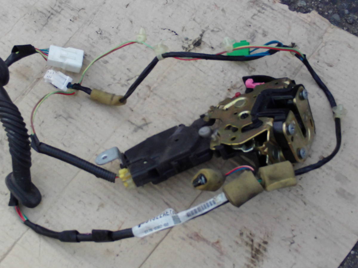 BE5 レガシィ B4 ターボ ドア ロック ASSY ハーネス 右 後 リア BH5