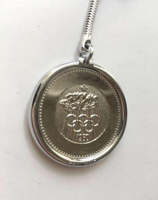 送料無料　オリンピック　五輪　1980 1980年　モスクワオリンピック　モスクワ　記念　記念キーホルダー　記念メダル　メダル