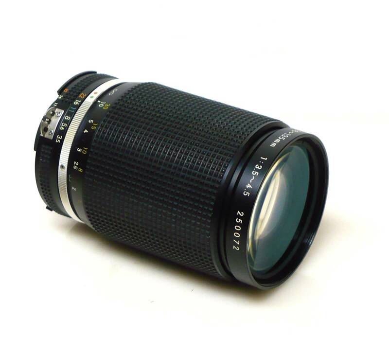 ★Nikon(ニコン)◆ Zoom-NIKKOR 35-135mm 1:3.5-4.5 Ai-S ●