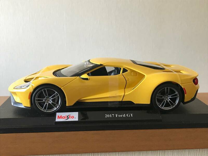 ラスト 希少 レア Maisto マイスト 1:18 6+ 2017 Ford GT イエロー