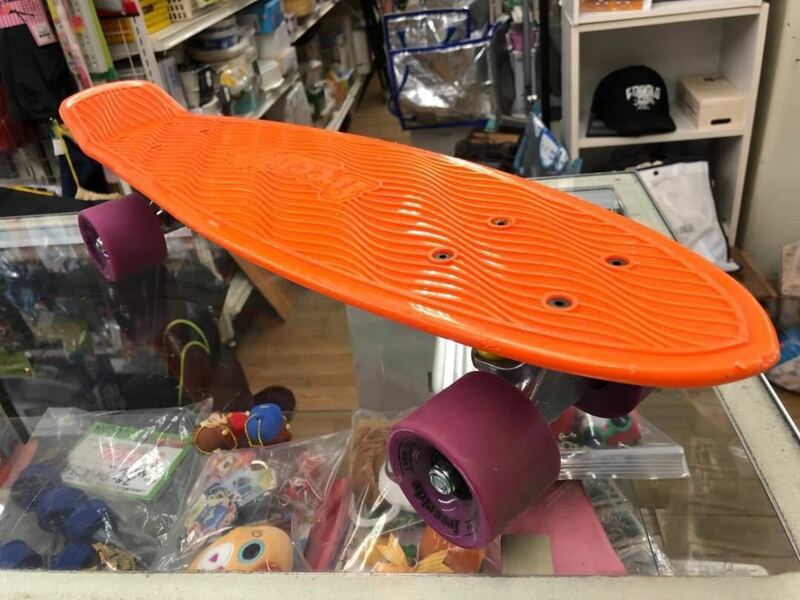 E7394 Freeride スケートボード　ミニクルーザー　オレンジ