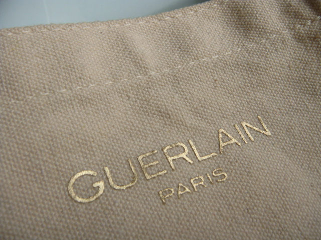 ◆ ゲラン GUERLAIN PARIS パリ 非売品 オリジナルトート コットン パーフォレーションのあしらい 世田谷発送 レターパック370 引取り可