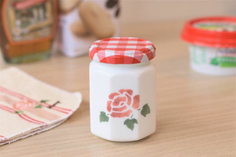 マニー ローズ ガラス ミルクジャム瓶 ガラス容器 保存容器 薔薇柄 日本製 新品