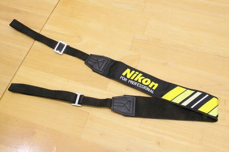 ///Nikon ニコン for Professional プロストラップ 超望遠 レンズ用 ///