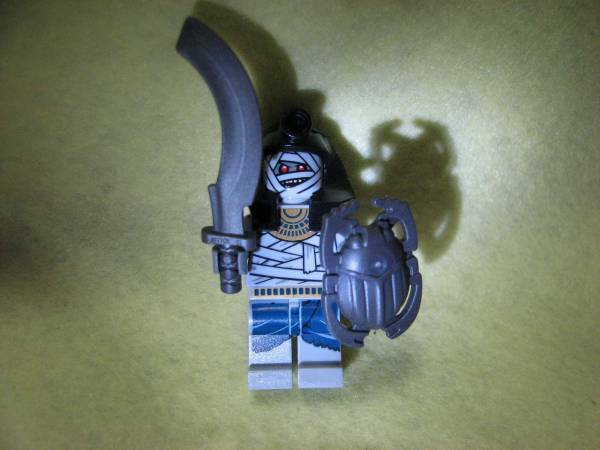 ☆レゴ-LEGO★フィグ★完全武装のミイラ男★ファラオ帽★武器も付いていてお得★新品★人気商品