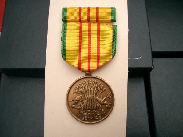 米軍実物 メダルセット ベトナムサービス 12x