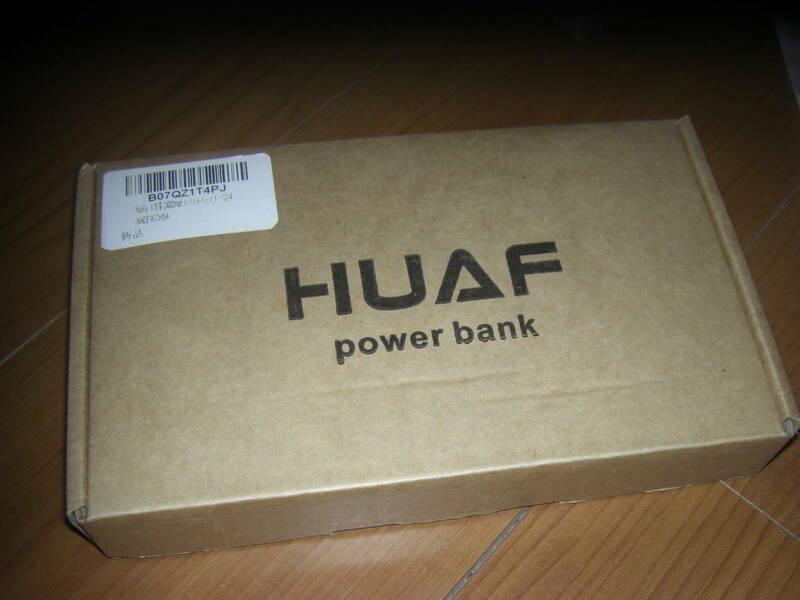HUAF モバイルバッテリー