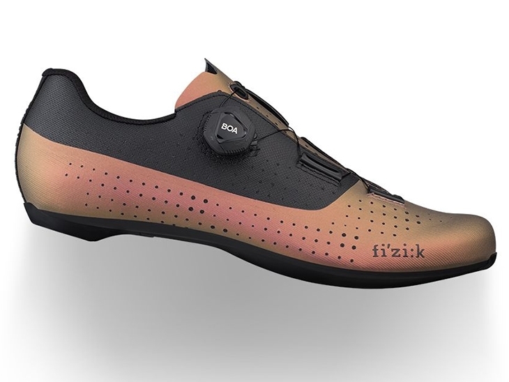 ●☆新品未使用品/FIZIK(フィジーク)//シューズ//R4 TEMPO OVERCURVE IRIDESCENT [41.5 TPR4OCIR1 8310 415 , 26.7cm]COP/BK//r16909●☆