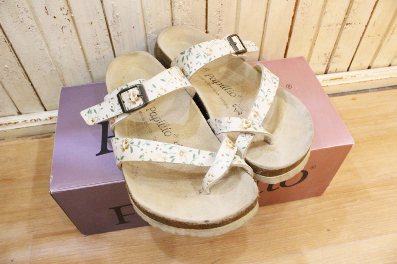 ★ビルケンシュトック BIRKEN STOCK Papillio / パピリオ 小花柄レディースサンダル 22.5cm レディース 靴 ホワイト×ベージュ系 ★