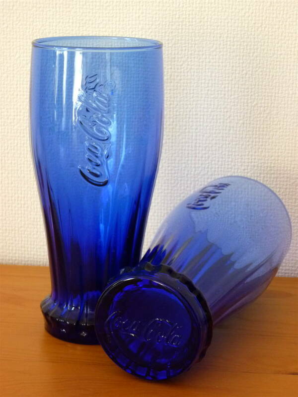Coca-Cola コカコーラ グラス　ボトル型 ディープブルー〈 2個セット 〉ガラス製　新品・自宅保管品