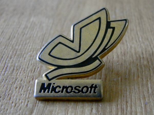古いピンバッジ：マイクロソフト ロゴ Windows ピンズ #O